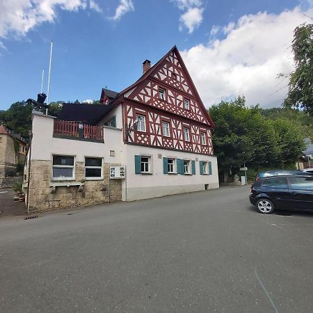 Schwarze Adler Hotel Streitberg Exterior photo